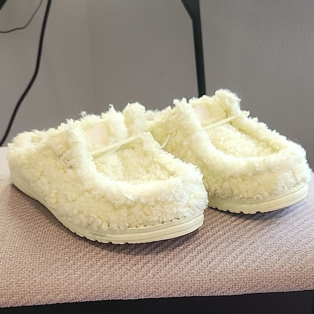 Cozy Fuzzy Slippers in Lime Green